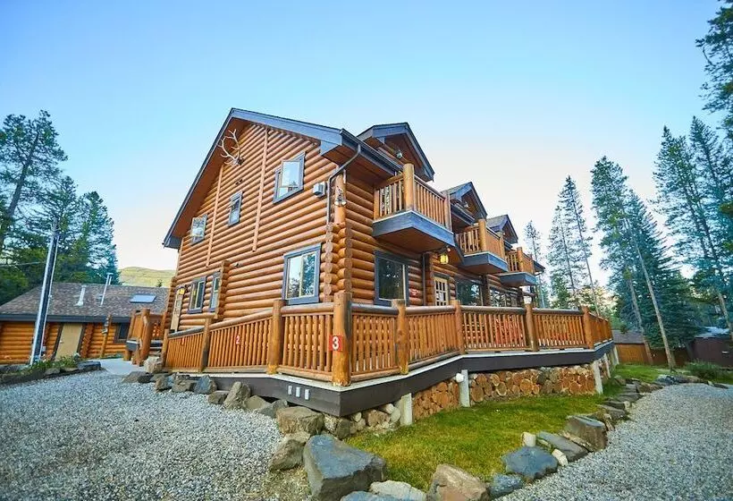 Hotel Castle Mountain Chalets