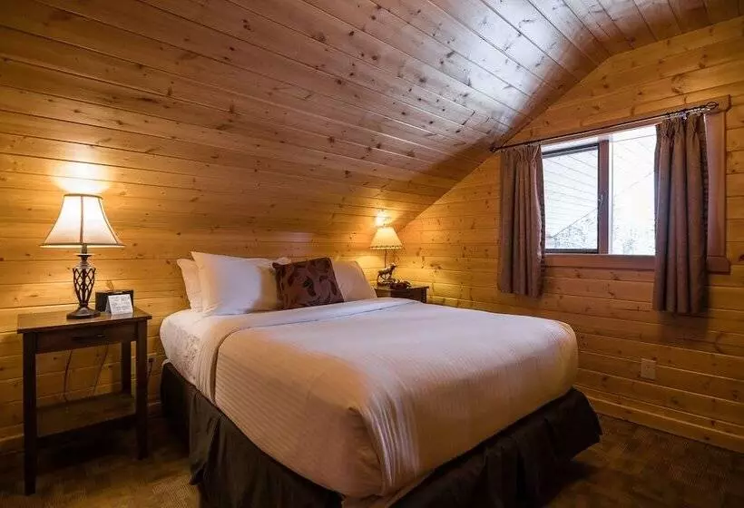 Hotel Castle Mountain Chalets