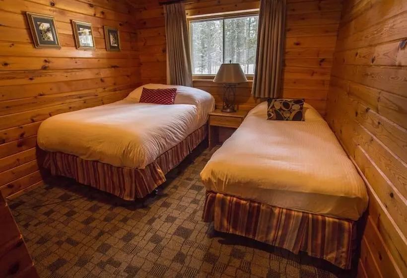 Hotel Castle Mountain Chalets