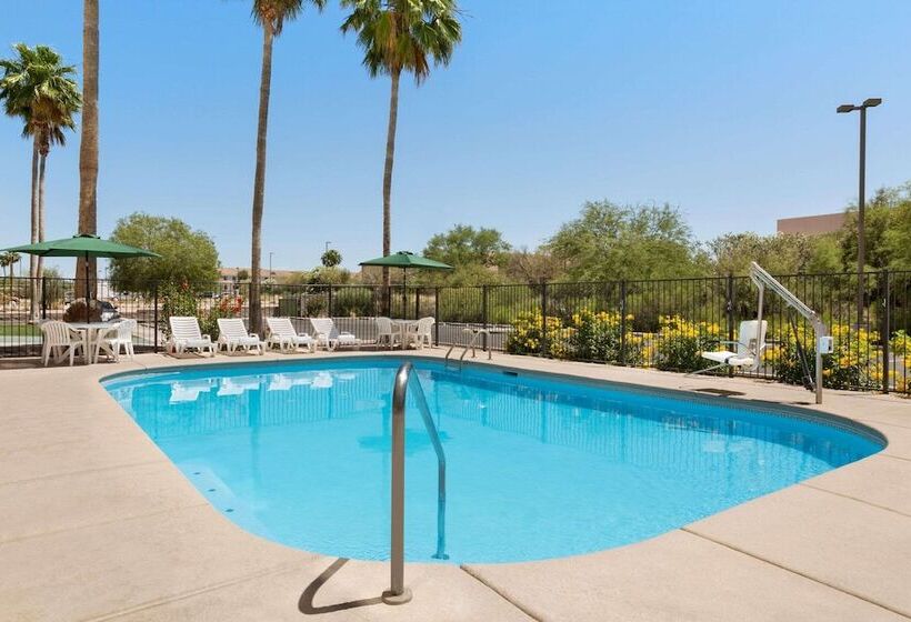 Отель Country Inn & Suites By Radisson, Tucson Airport, Az