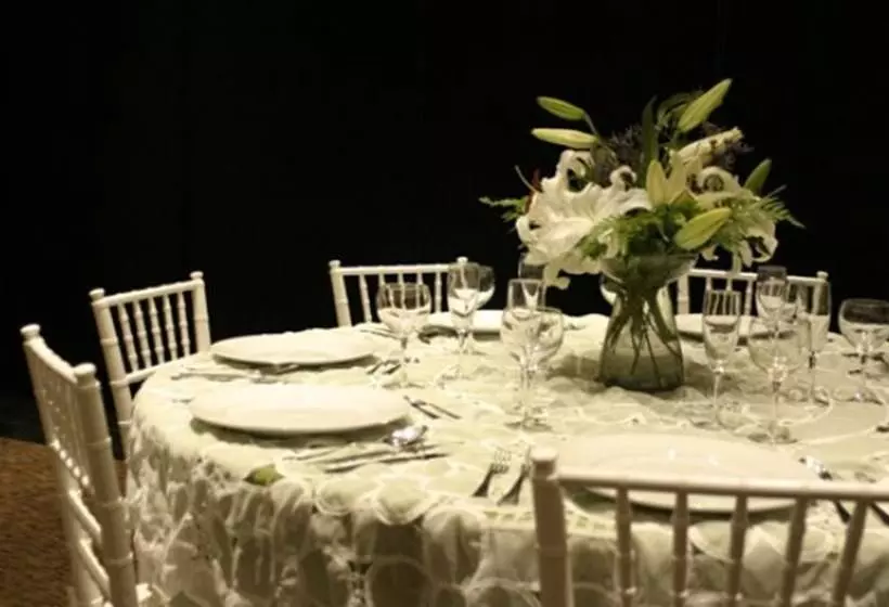 Hotelli Crowne Plaza Toluca Lancaster, An Ihg