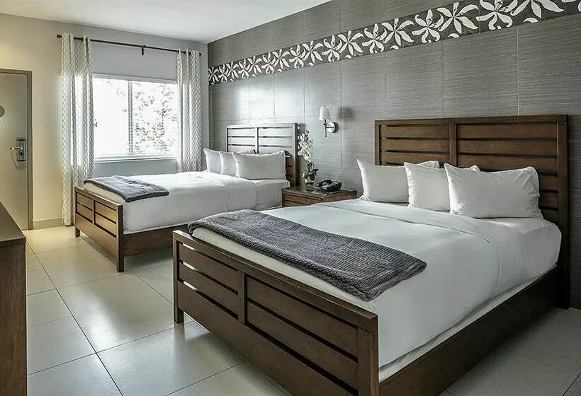 فندق HI Miami Beach