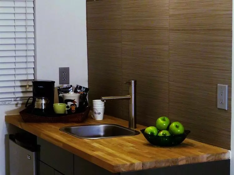 فندق HI Miami Beach