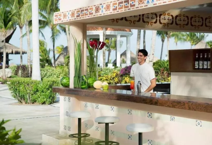 בית מלון כפרי Excellence Riviera Cancun All Inclusive - Adults Only