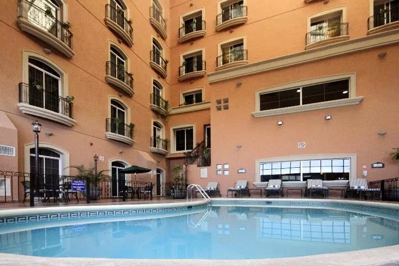 هتل Holiday Inn Express Guanajuato, An Ihg