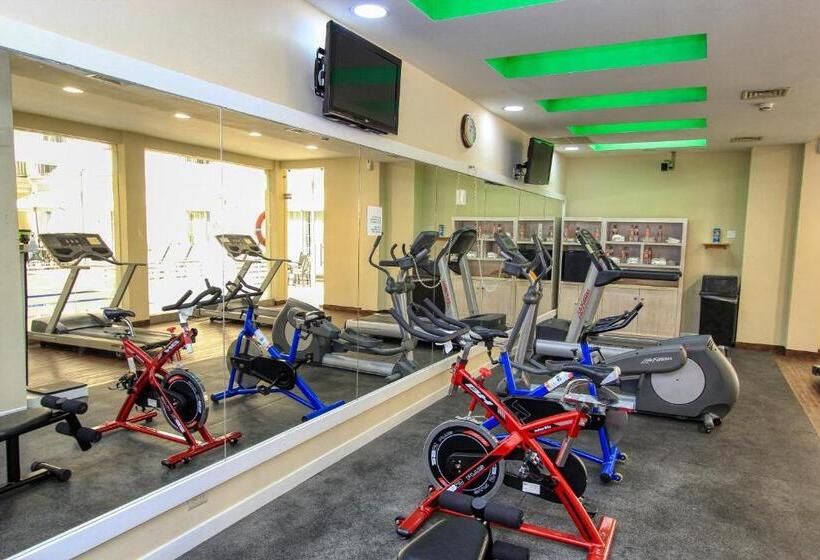 هتل Holiday Inn Leon, An Ihg