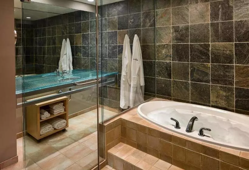 호텔 Inn At The Forks