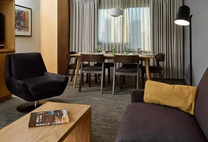 호텔 Inn At The Forks