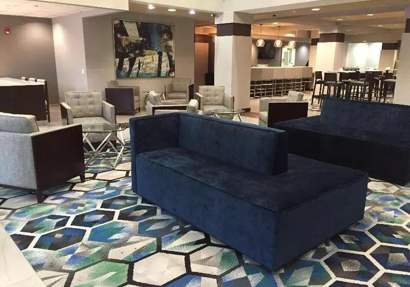 Radisson Hotel Dallas North Addison