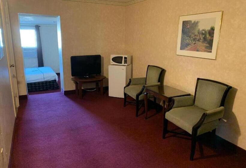 酒店 Royal Inn & Suites