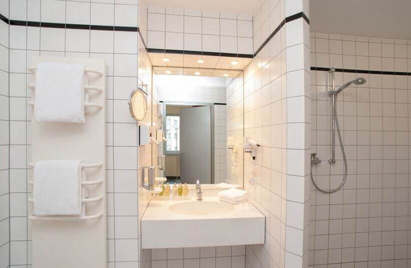 Victor S Residenz Hotel Berlin Tegel