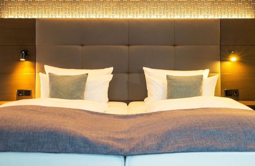 Victor S Residenz Hotel Berlin Tegel