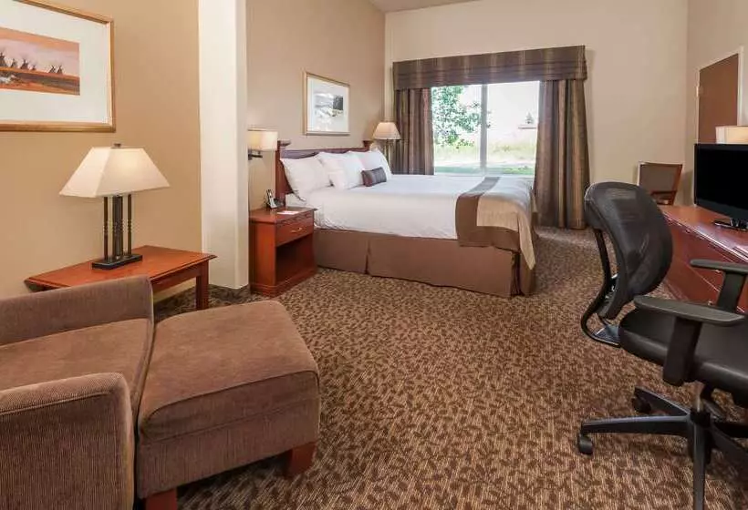 Отель Wingate By Wyndham Edmonton West