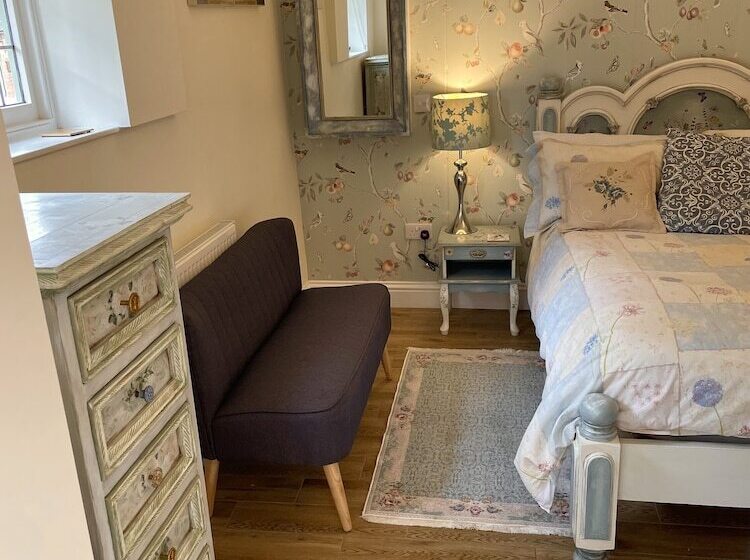 مبيت وإفطار Hunt House Quarters