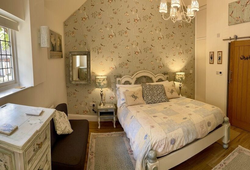 مبيت وإفطار Hunt House Quarters