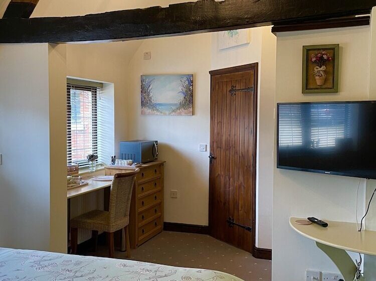 مبيت وإفطار Hunt House Quarters