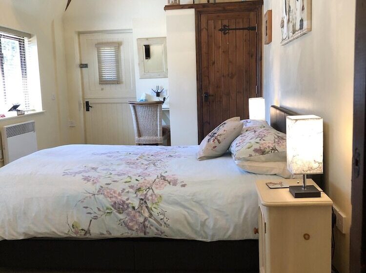 مبيت وإفطار Hunt House Quarters