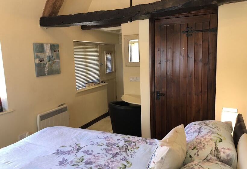 مبيت وإفطار Hunt House Quarters