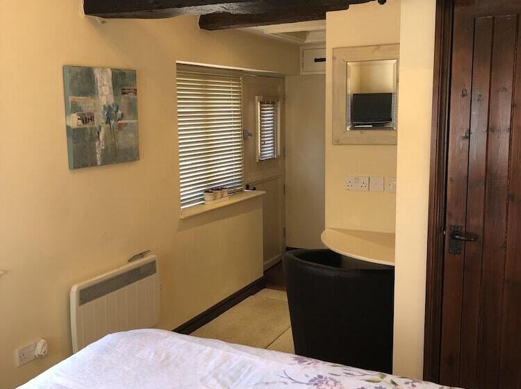 مبيت وإفطار Hunt House Quarters