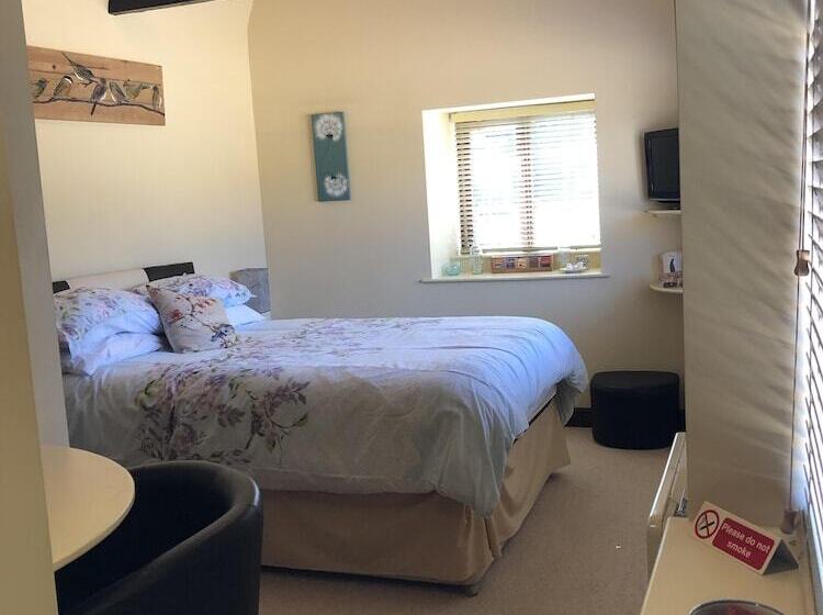 مبيت وإفطار Hunt House Quarters