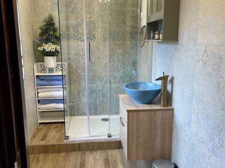 مبيت وإفطار Hunt House Quarters