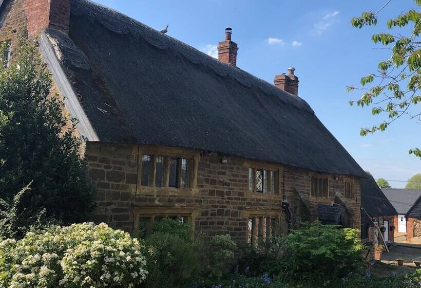 مبيت وإفطار Hunt House Quarters