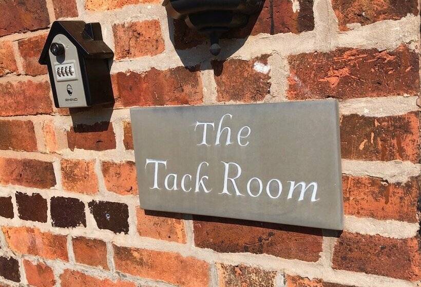 مبيت وإفطار Hunt House Quarters