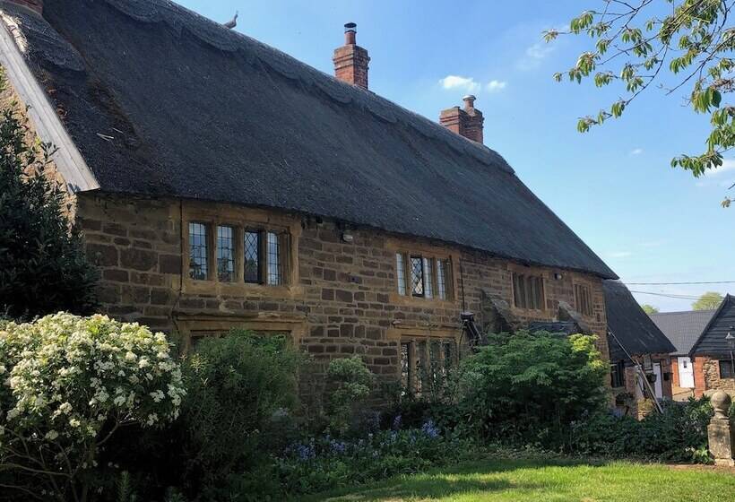 مبيت وإفطار Hunt House Quarters