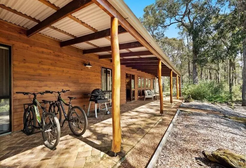 Forest Rise Chalets And Lodge