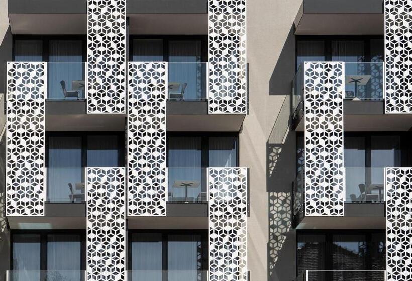 Отель Saline1822