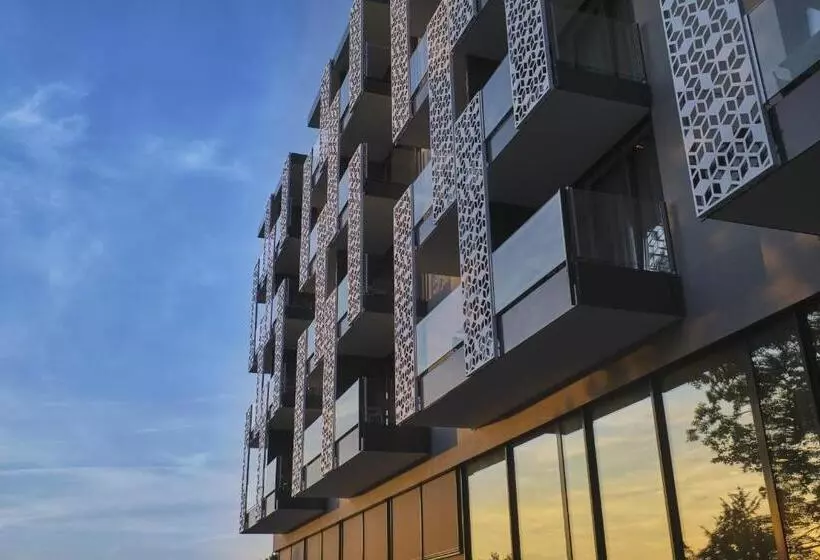 ホテル Saline1822