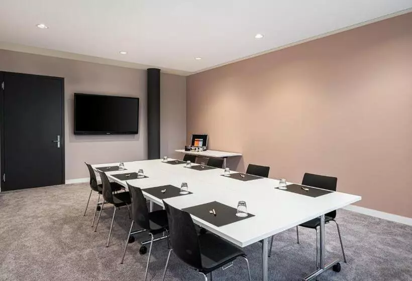 ホテル Saline1822