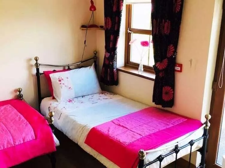 Luxury Cottage Clocktower/royal Hillsborough