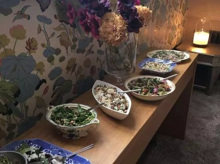 Luxury Cottage Clocktower/royal Hillsborough