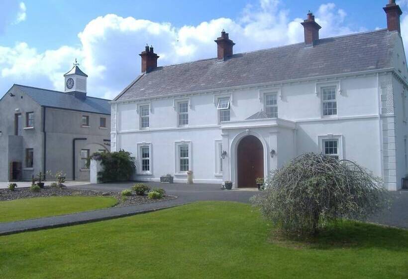 Luxury Cottage Clocktower/royal Hillsborough