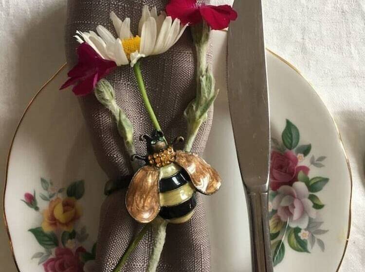 Luxury Cottage Clocktower/royal Hillsborough