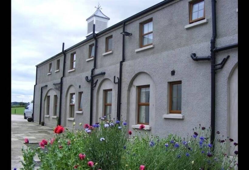 Luxury Cottage Clocktower/royal Hillsborough