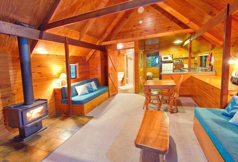 Mt Glorious Getaways