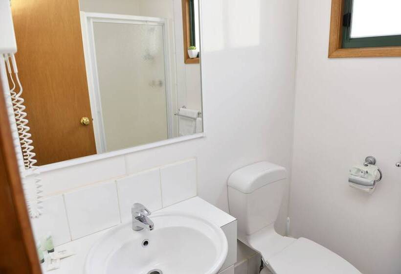 منتجع Riverside Cabin Park