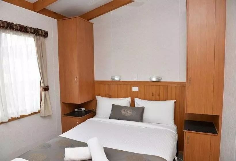 リゾートホテル Riverside Cabin Park