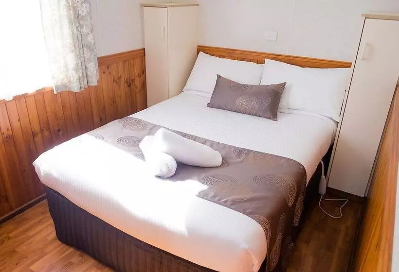 リゾートホテル Riverside Cabin Park