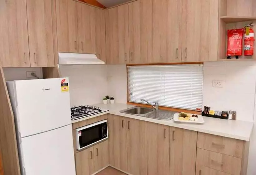 リゾートホテル Riverside Cabin Park