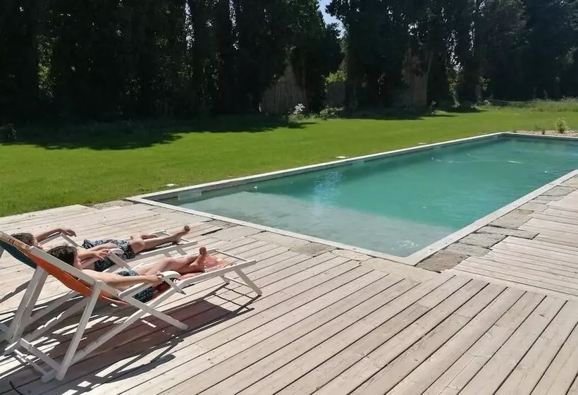 Aamiaismajoitus (B&B) Mas De La Gramillère