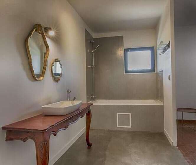 مبيت وإفطار Mas De La Gramillère