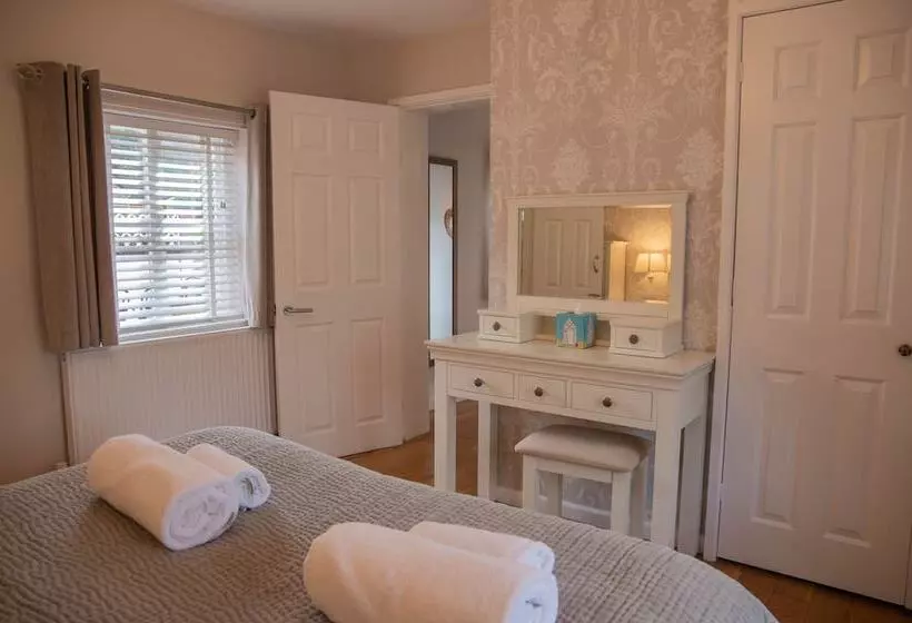 Dale Cottage