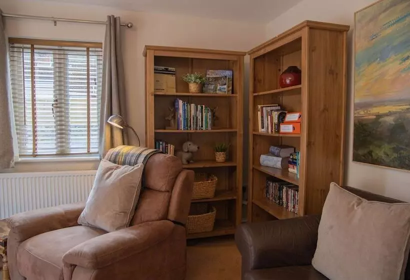 Dale Cottage