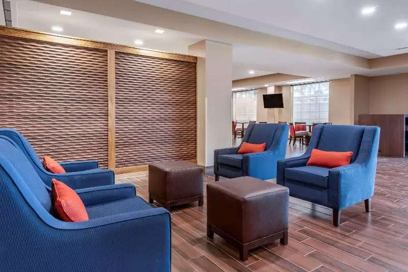 Hotelli Comfort Suites Daytona Beach Speedway