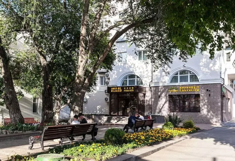 هتل Russkaya Ohota