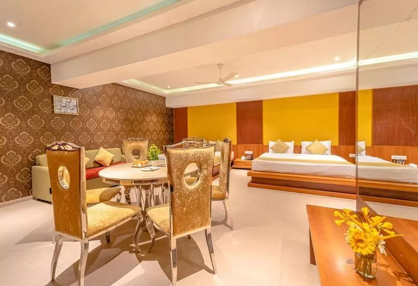 هتل Shamrock Greens