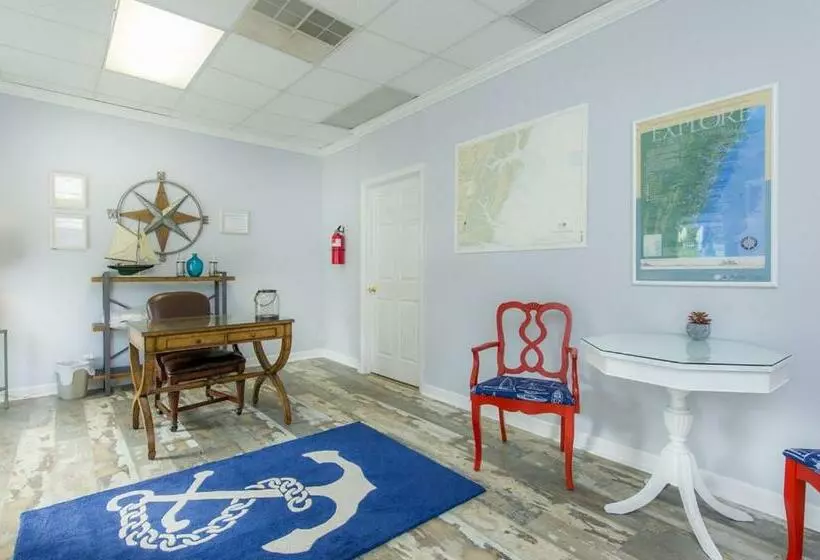 Motelli Darien Dockside Inn